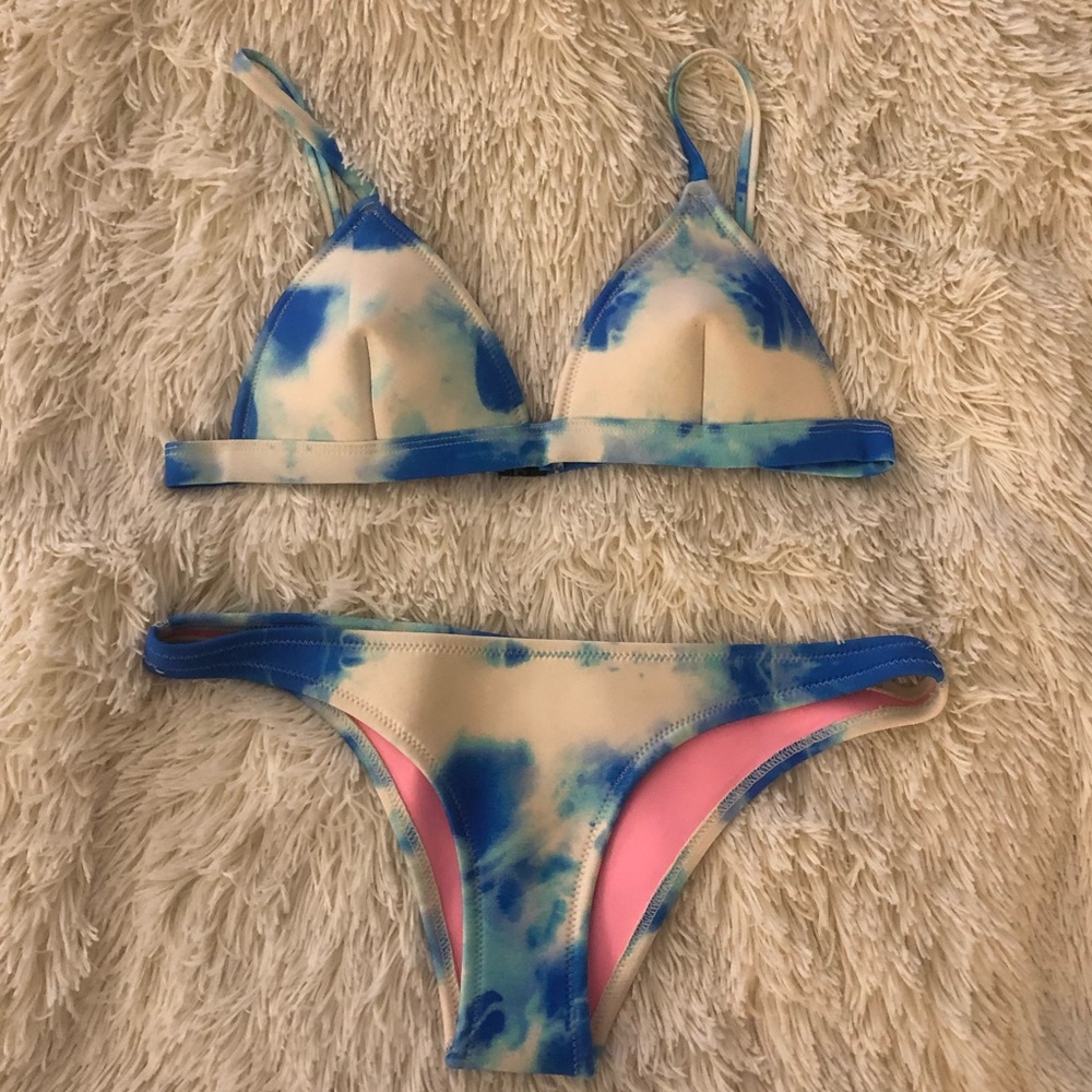 Triangl Bikini | Tie Dye Blue | Size Small